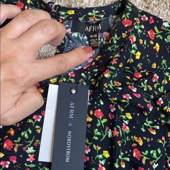 AFRM NEW Floral Print Puff Sleeve Crop Blouse M - Picture 6 of 11